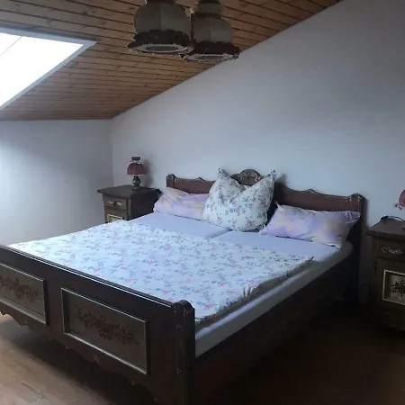 Haus Birnbacher - Ferienapartment Streichenblick * Schleching